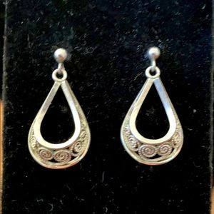 Sterling teardrop filigree stud earrings
